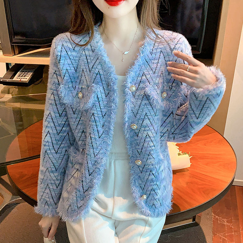 Kvinders fashionable cardigan med chic zigzag mønster og elegante knapdetaljer Stilla