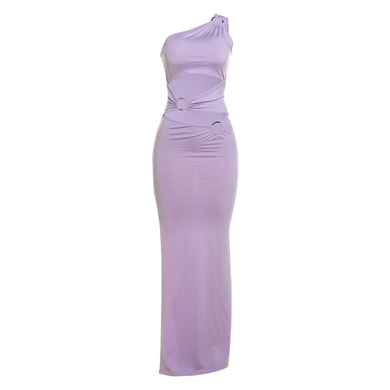 Dame Elegant One-Shoulder Maxikjole med Rynker og Metallisk Detalje Skovae