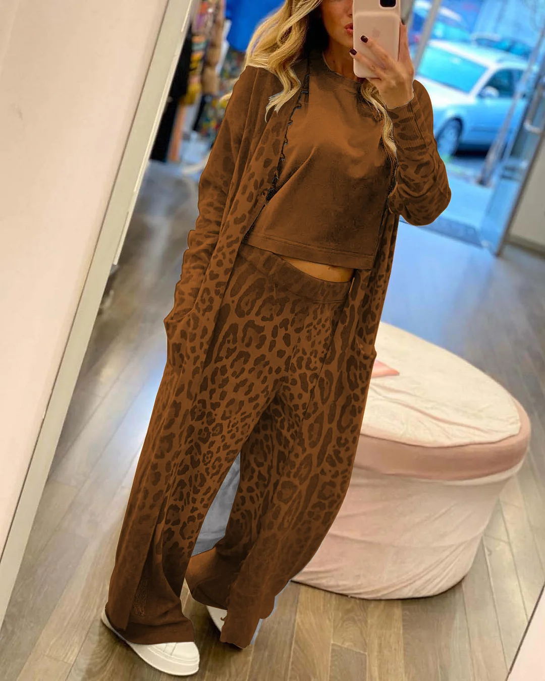 Dame Sporty Loungewear-sæt med dyremønster og behagelig pasform Stilla