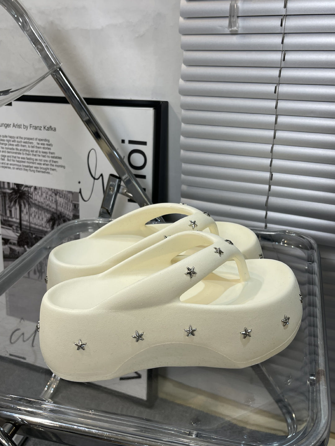 Dame komfortable flip-flops med dekorativ stjernesmuck Stilla
