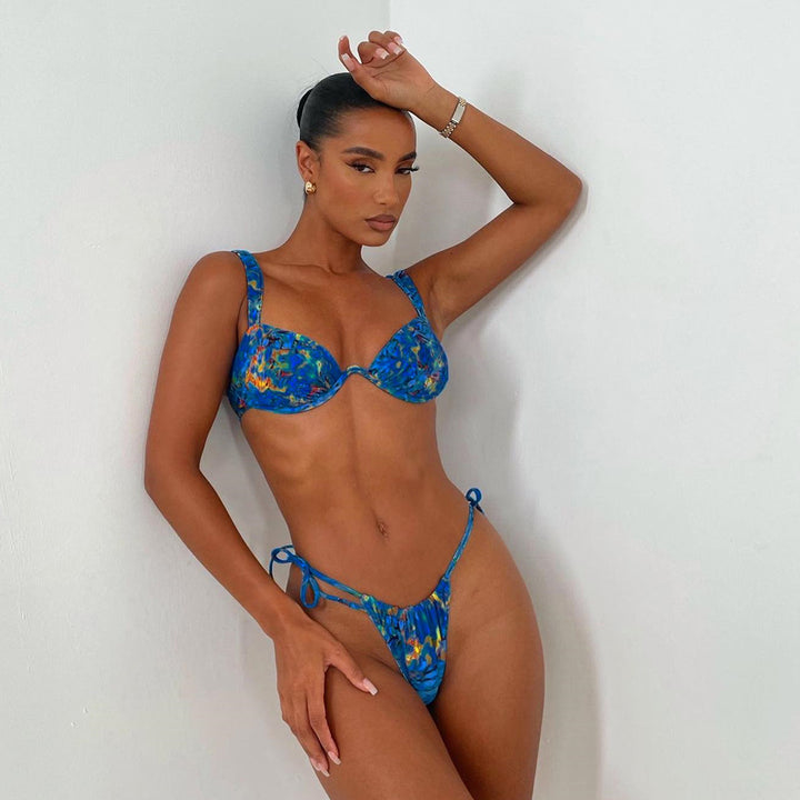 Dame bikini-sæt med elegant push-up-top og justerbare stropper Stilla