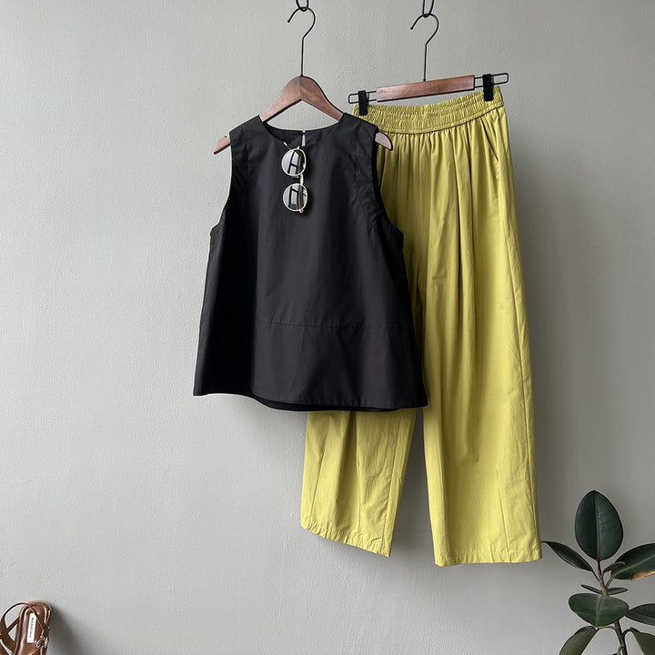 Dame ærmeløs top med elegant satin-finish og afslappede shorts Stilla