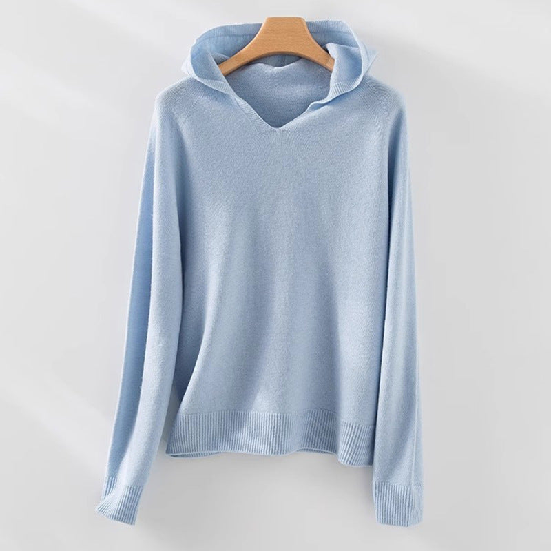 Dame luftig sweatshirt med V-hals og integreret hætte-design Stilla
