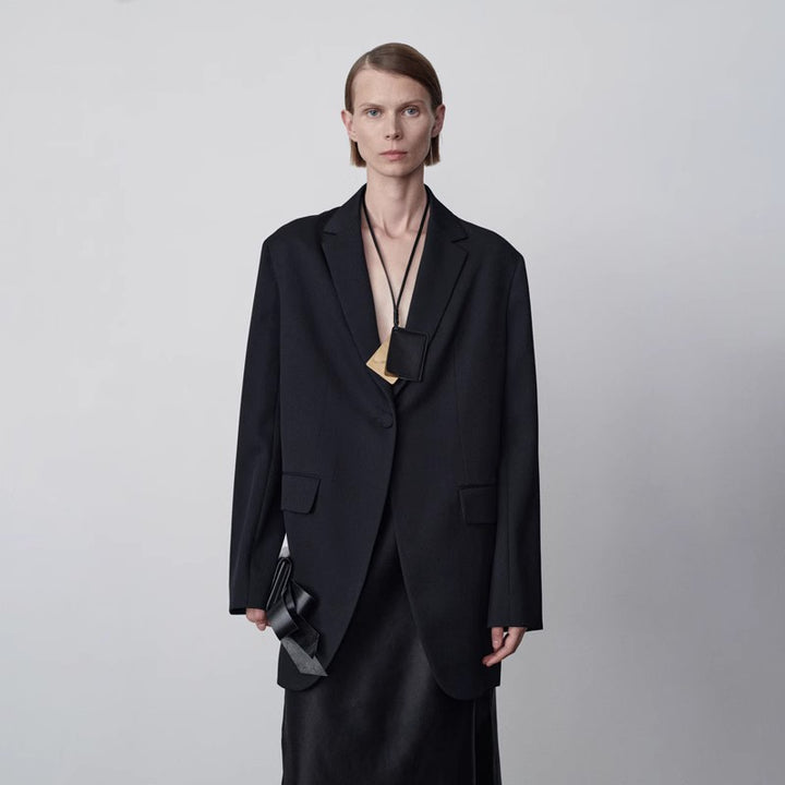 Dame Oversized Blazer med minimalistiske detaljer og moderne snit Stilla