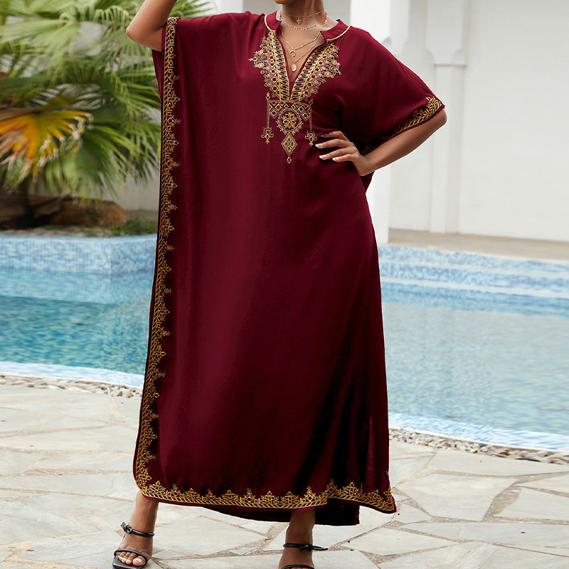 Dame Strandkaftan med kunstneriske broderier og sidelister Stilla
