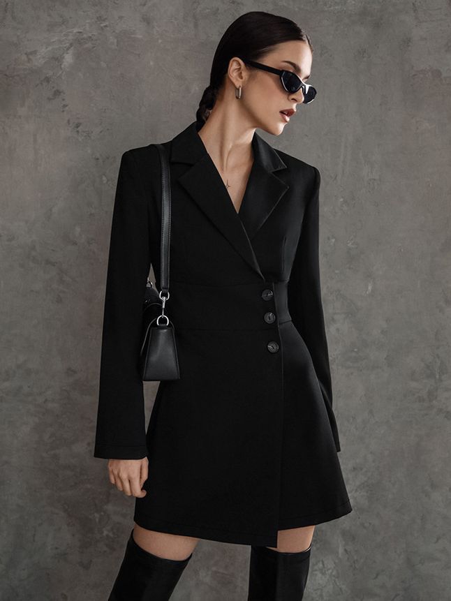 Dame Blazer-kjole med tætsiddende snit og elegante detaljer Stilla
