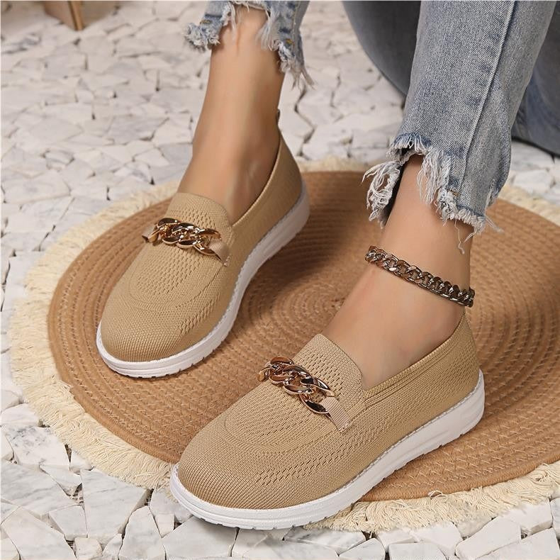 Dame Slip-On Sneakers med elegant kæde-detalje og åndbart overmateriale Stilla