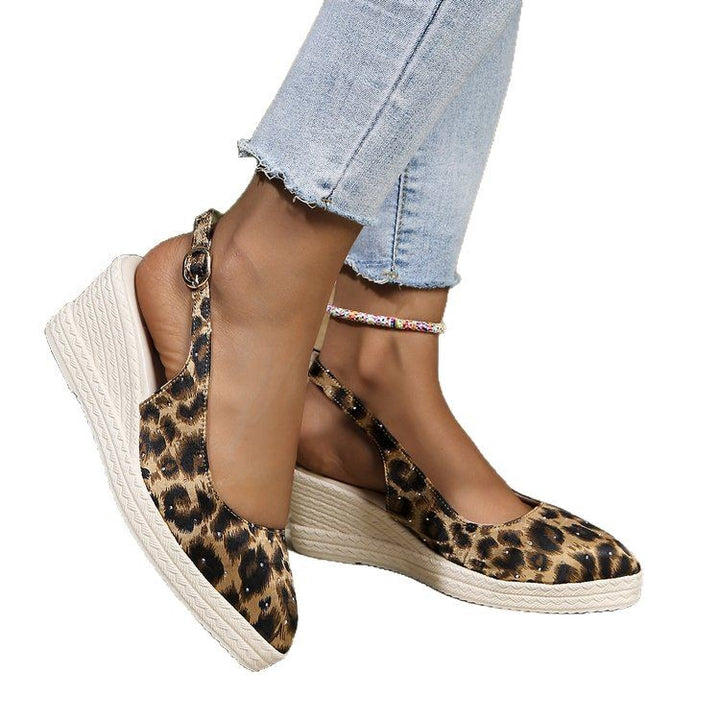 Dame Sling-sandaler med leopardmønster og komfortabel kilehæl Stilla
