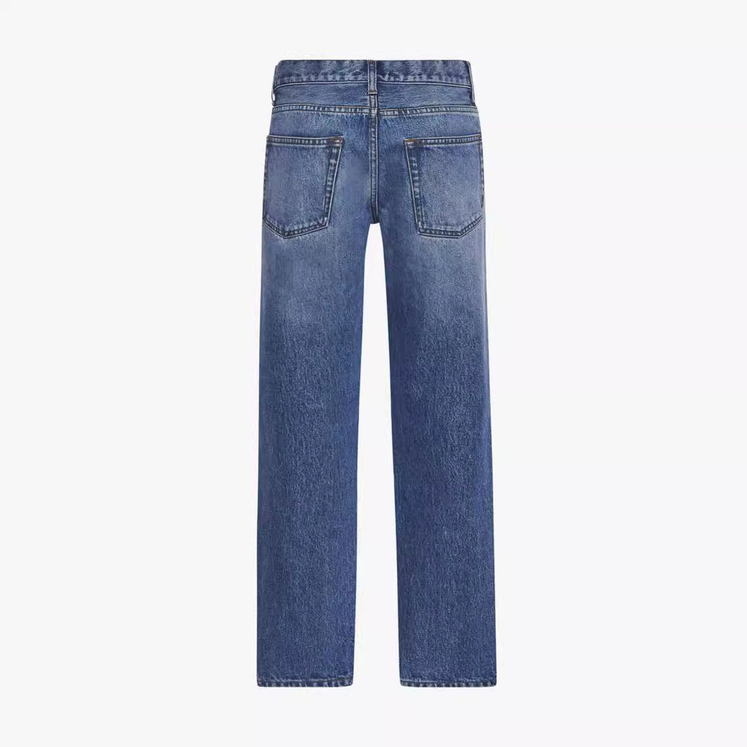Dame figursyet strikbluse med fin ribstruktur og elegant rund halsudskæring Stilla