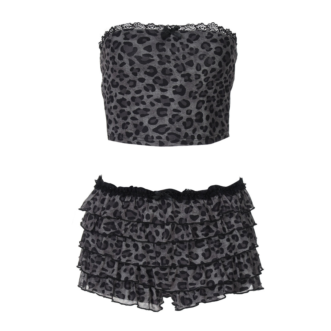 Dame sæt bestående af luftig crop-top og frynse shorts Skovae