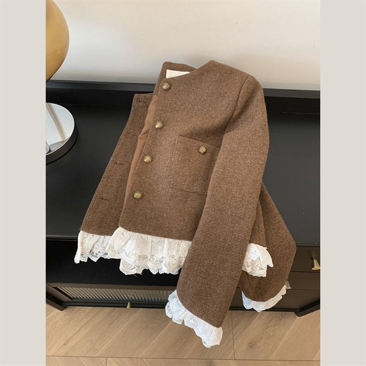 Kvinders fashionable korte jakke med elegante blonder detaljer Stilla