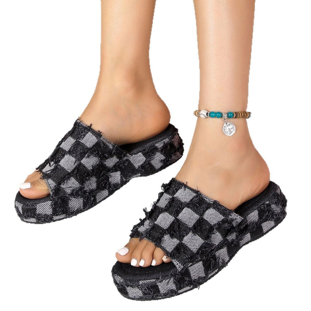 Dame Plateau-sandaler med moderne ternet mønster og dekoreret design Stilla