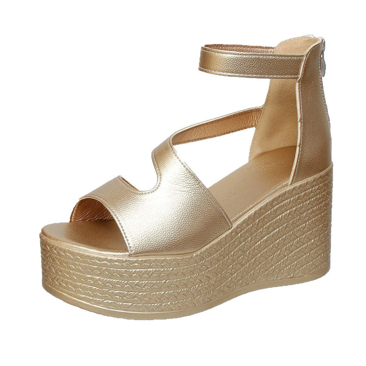 Dame Wedge-krus med moderne snit og kvalitetsmateriale Stilla