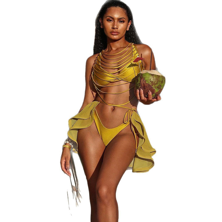 Dame Bikini-sæt med innovativt cut-out-design og glitrende stropper Stilla