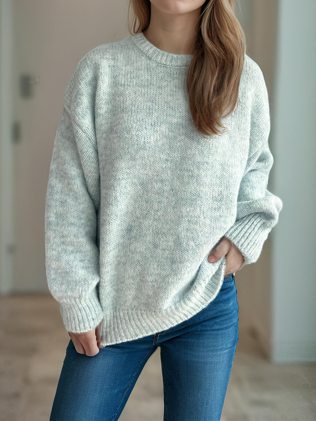 Kvinders chunky strikket sweater med generøse ærmer og moderne snit Stilla
