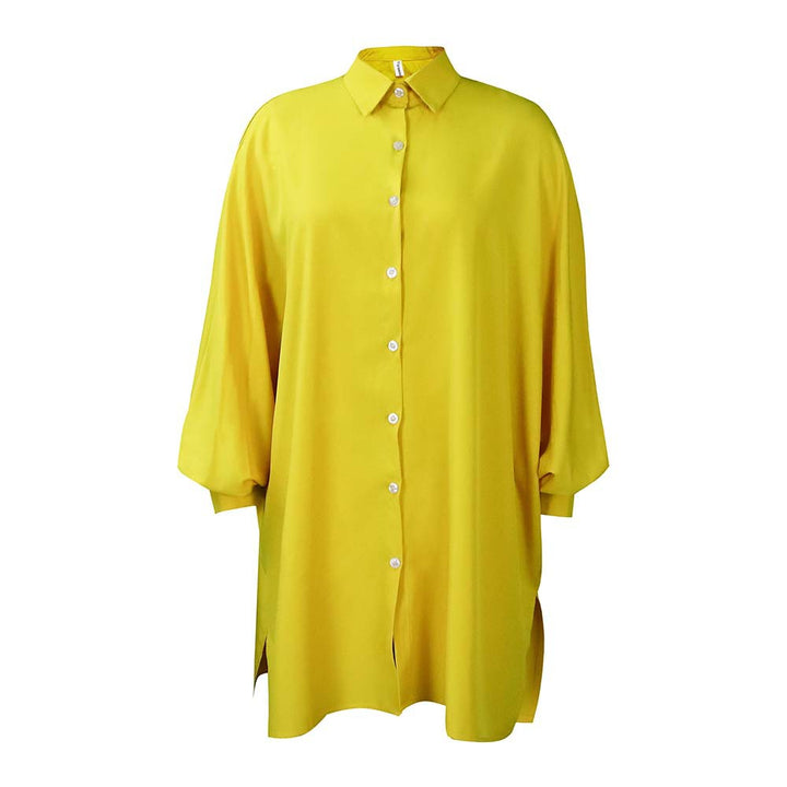Damebluse med oversized skæring og elegante knapper Stilla