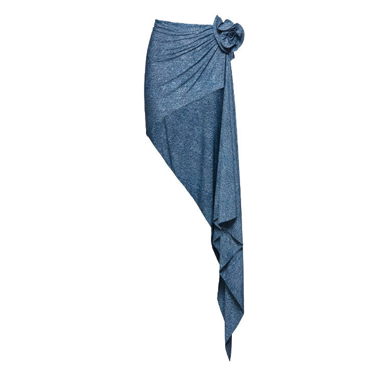 Dame Bikinisæt med elegante flæser og stilfuld overkjole Skovae