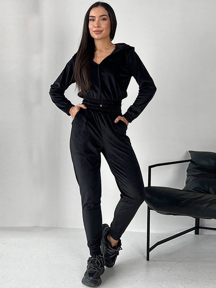Kvindernes Velour Joggingdragt med Fashionabelt Cropped Design og Praktisk Lynlås Skovae