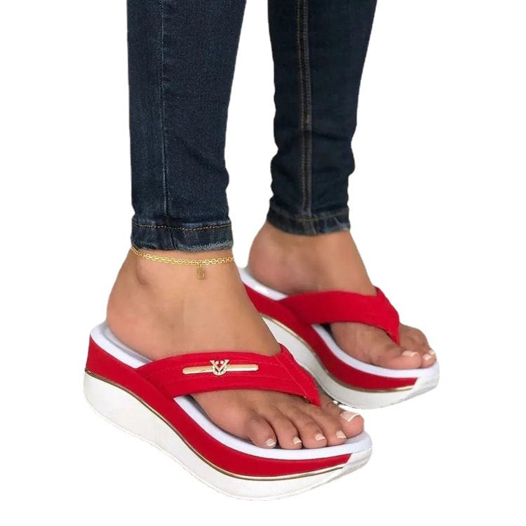 Dame Wedge-sandaler med innovativ remstruktur og komfortabelt fodseng Stilla