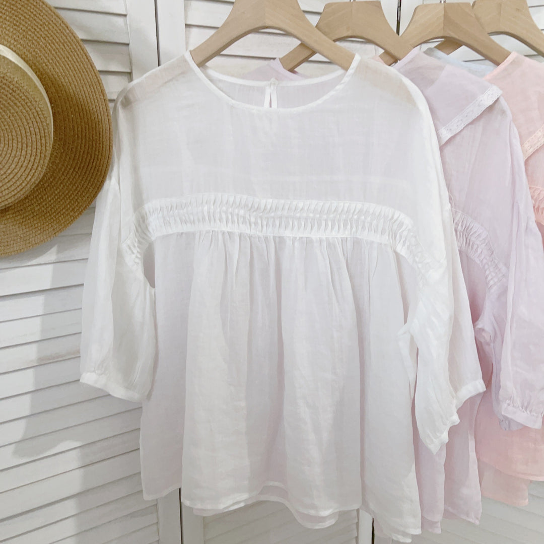 Femme Knapstribe Bluse med sarte Krave Stilla