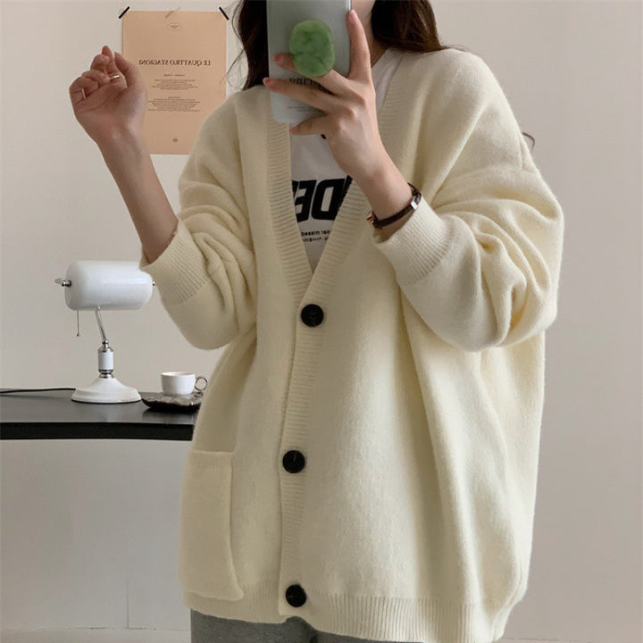 Kvindernes oversized cardigan med praktiske lommer og V-hals Stilla