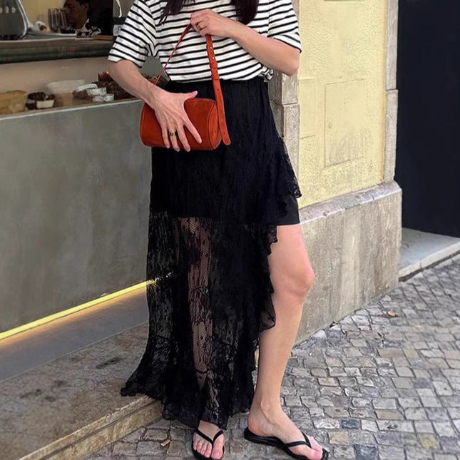 Dame maxi-nederdel med asymmetrisk flæse-design lavet af let chiffon Stilla