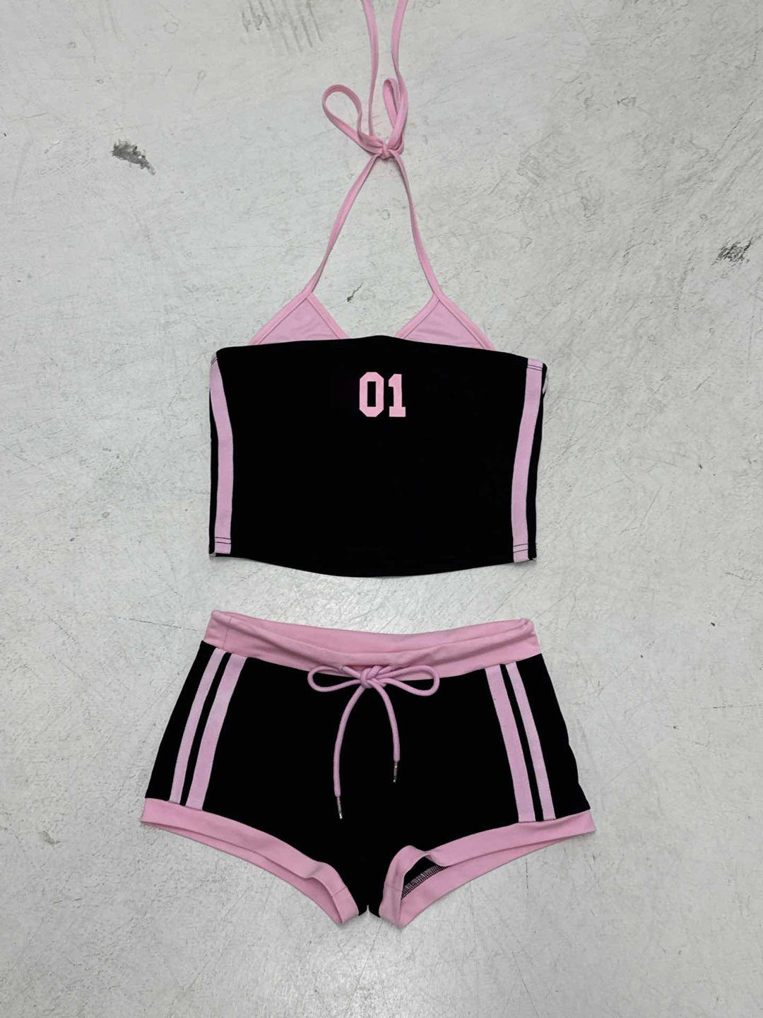 Dame sporty Crop-Top og shorts sæt med dekorerende bånd Skovae