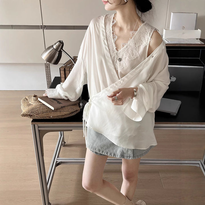 Damebluse med innovativt draperet design og fine detaljer Stilla