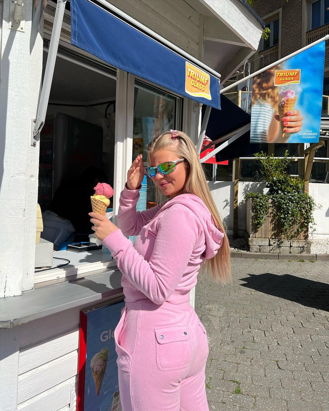 Kvinders sporty og fashionable træningsdragt Skovae