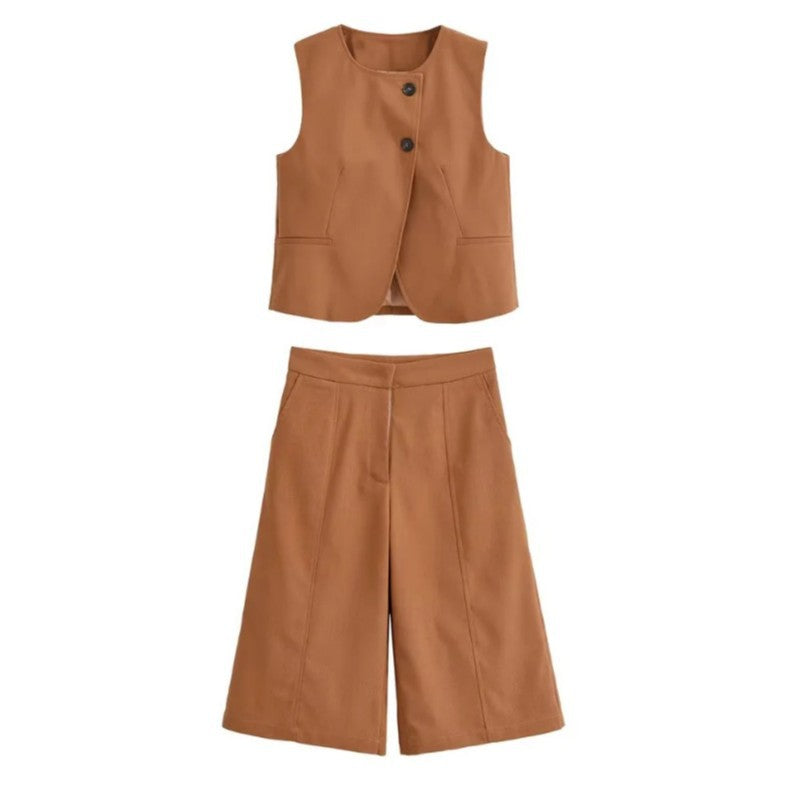 Dame brede Chino-shorts med elegant plissé og praktiske sidelommer Skovae