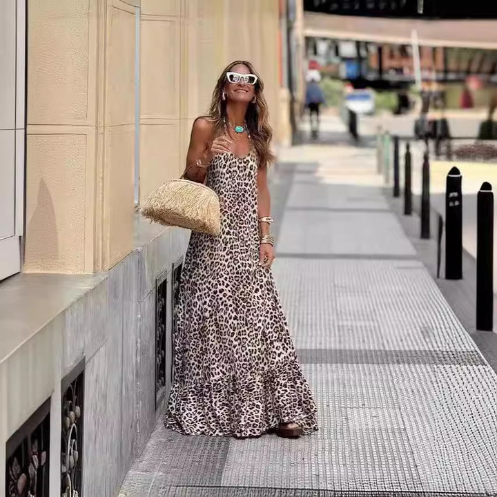 Dame Maxikjole med elegant leopardmønster og fransk kantnederdel Stilla