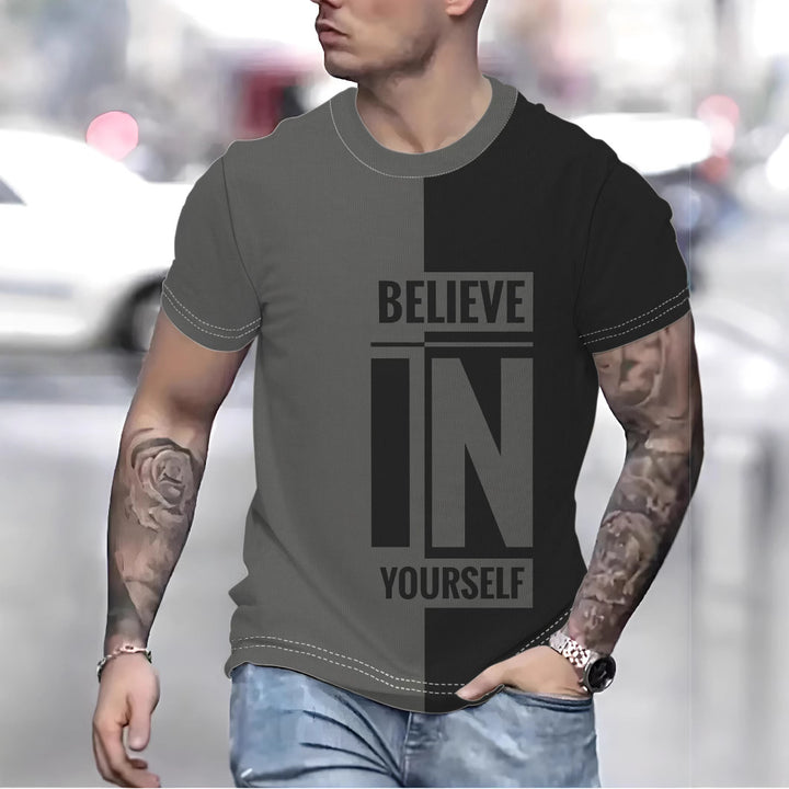 Herre T-shirt med inspirerende tekstdesign og moderne farvekombinationer Stilla