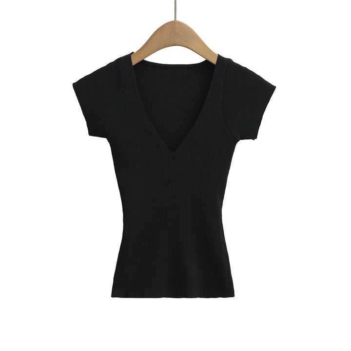 Dame kortærmet V-hals T-shirt med fin ribstrik Stilla