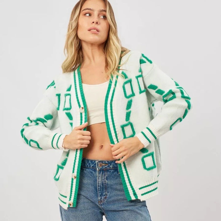 Kvindernes stilfulde cardigan med geometrisk mønster og knapstolpe Stilla