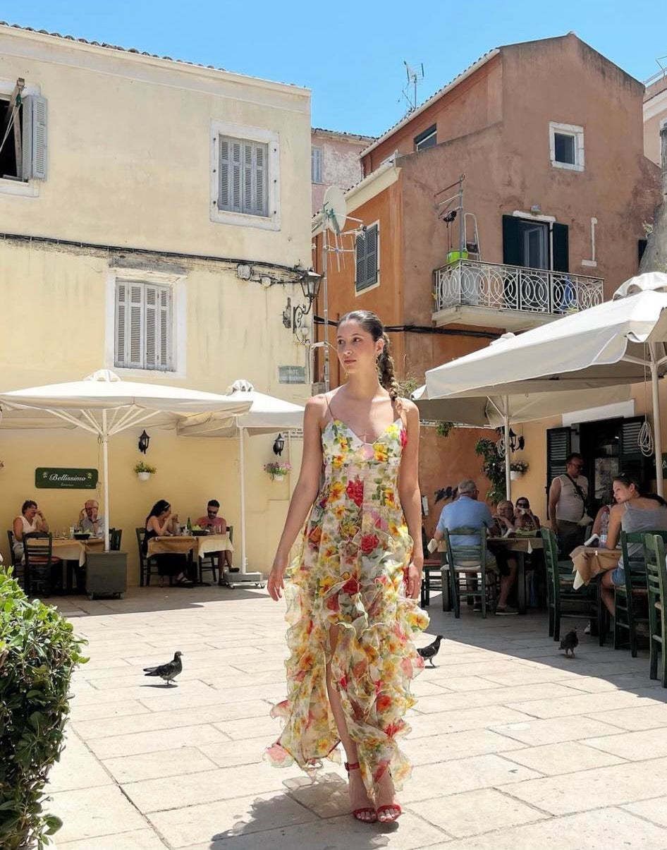 Dame Flydende Chiffon Maxi Kjole med Flæse Detaljer og Blomstrede Accenter Skovae