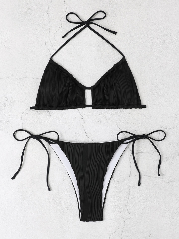 Dame bikini sæt med elegante rynkedetaljer og justerbare stropper Stilla