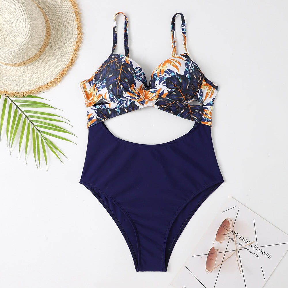 Dame bikini-sæt med raffineret indpakningsdesign og høj benudskæring Stilla