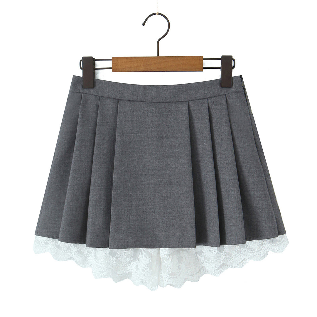 Dame plissee-nederdel med elegante spidsaksepter og asymmetrisk kant Stilla