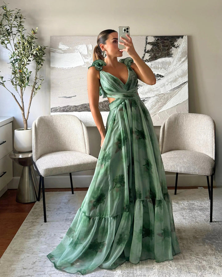 Dame maxi kjoler med luftige flæse-detaljer og extravagant indpakningsdesign