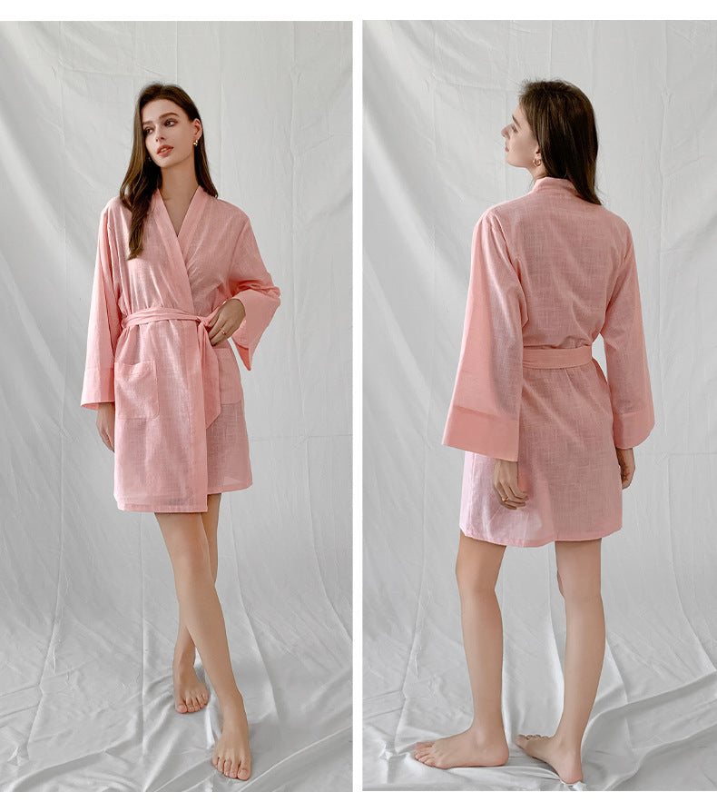 Dame Kimono-kåbe med elegante lange ærmer og praktiske lommer Stilla
