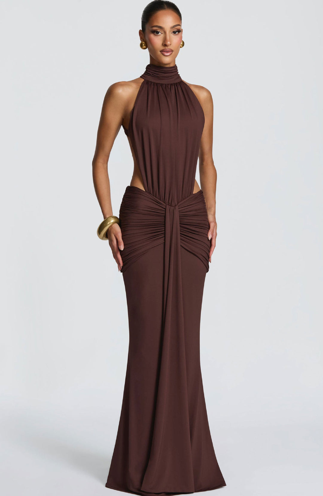 Dame Elegant Maxi Kjole med Stilfuld Halterneck Design og Sofistikeret Draperingselement Skovae