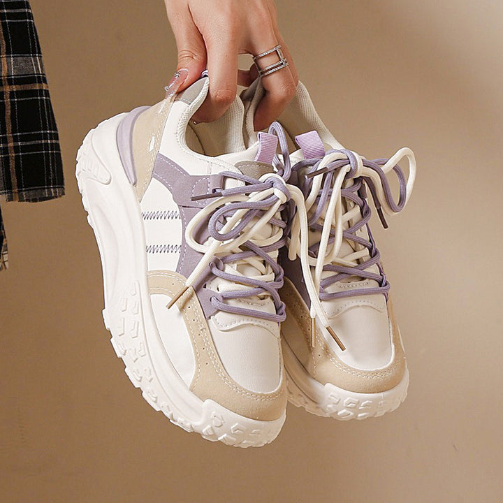 Dame sporty sneakers med tykk profilsål og innovativt dæmpningssystem Stilla