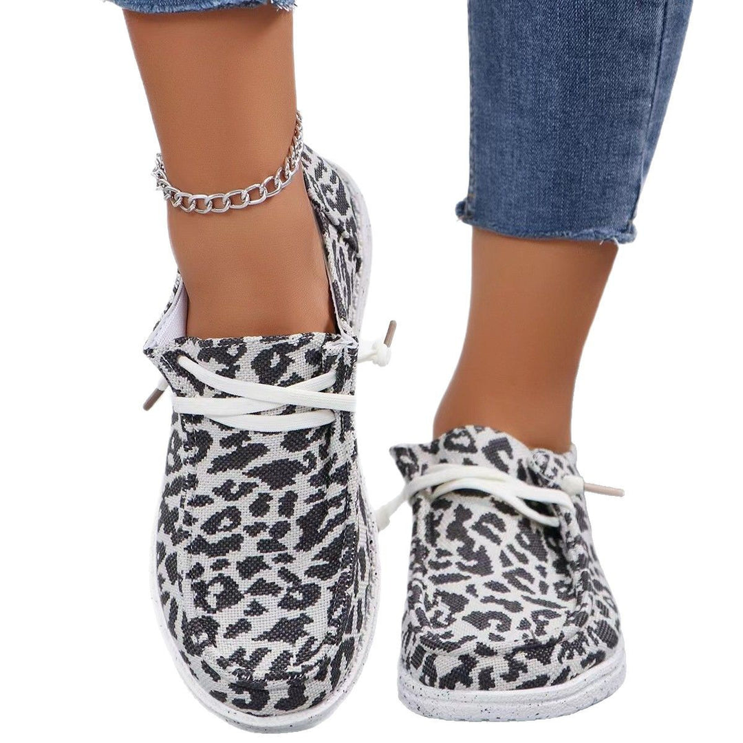 Dame sneakers i trendy leopardmønster med fleksibel sål og åndbar overmaterialedesign Stilla