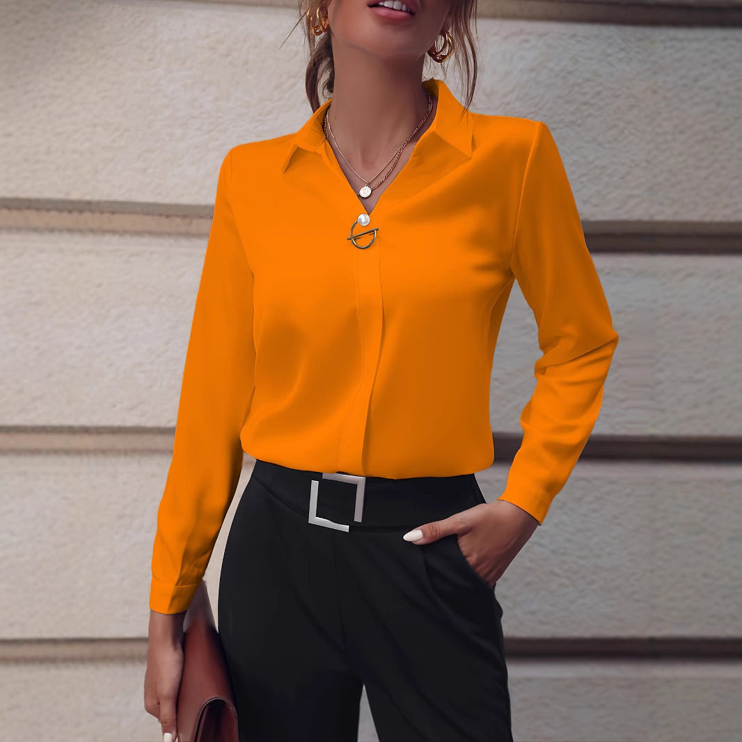 Dame Elegant Bluse med smidig tekstur og detaljeret knapliste Stilla