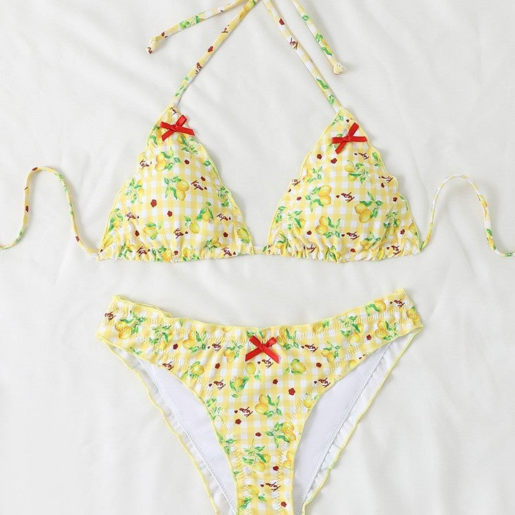Dame trekant bikini med blomsterdesign og ruffles detaljer Skovae