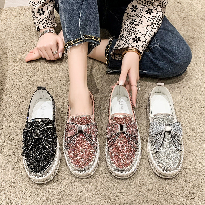 Dame mode Slippers med glitrende strass og elegant sløjfedesign Stilla