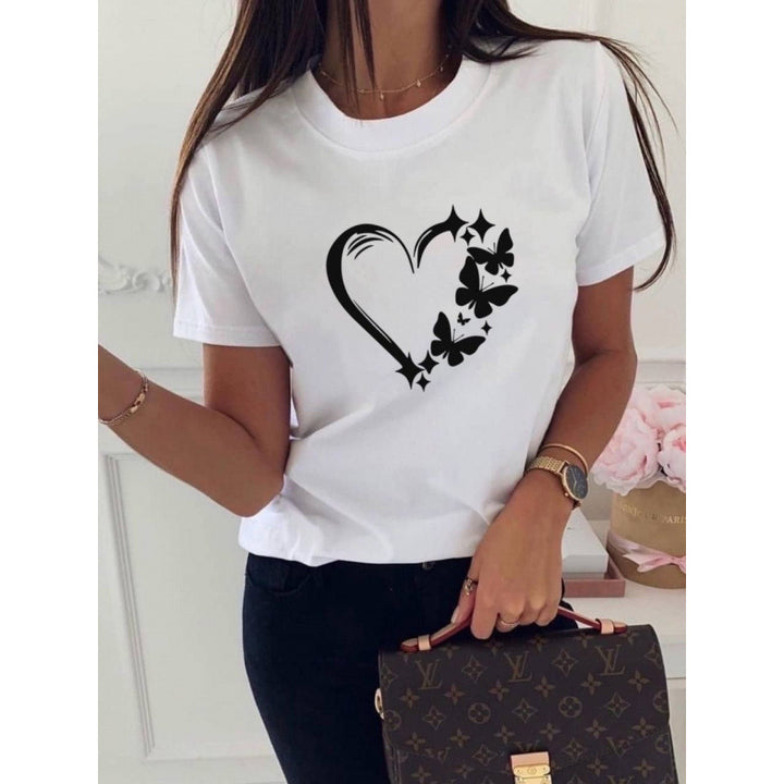 Dame T-shirt med kunstnerisk sommerfugl- og hjertemotiv Stilla