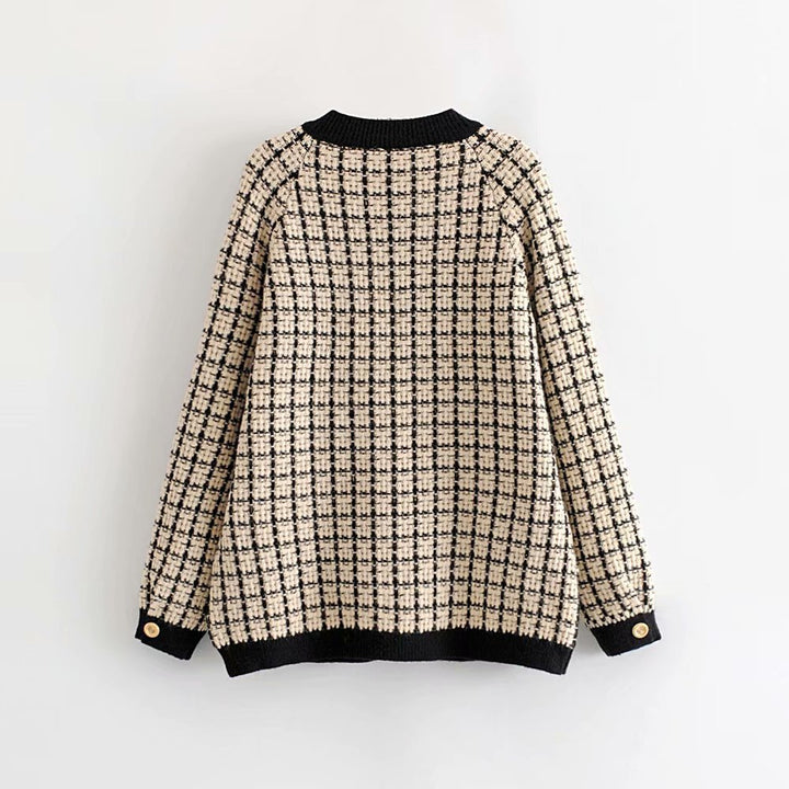 Kvinders cardigan med elegant ternet mønster og dekorerede knapper Stilla