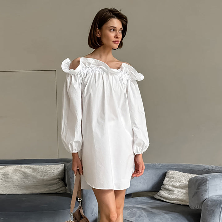 Dame luftig Off-Shoulder kjole med flæsedetaljer og lange puffærmer Stilla