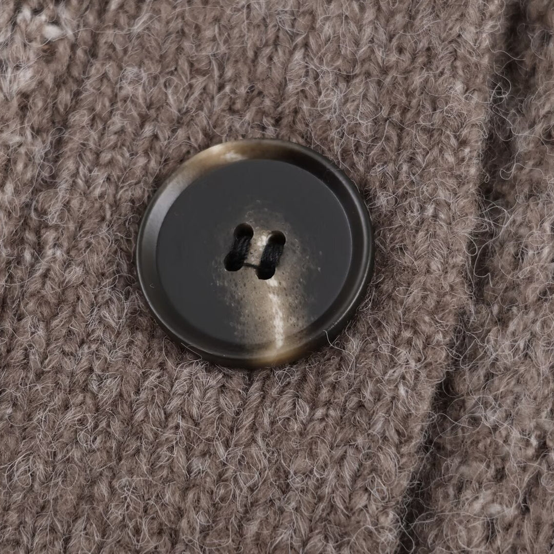 Kvinders hyggelige strik cardigan med traditionelle mønstre Stilla